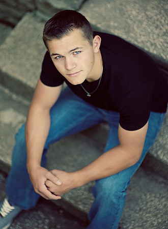 senior-boys-picture-ideas