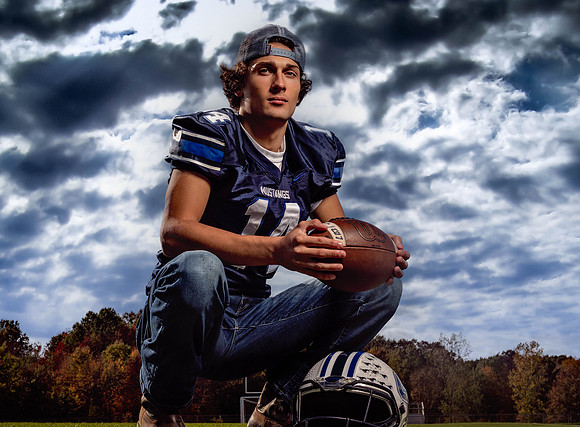 senior-guy-football-pics