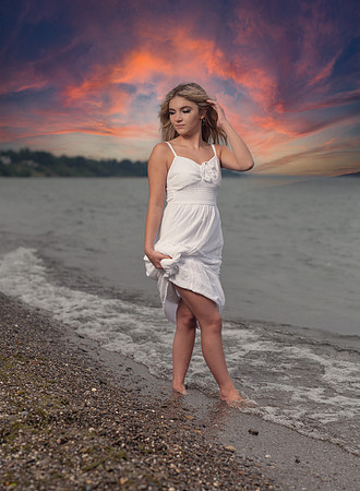 senior-pictures-girl-beach