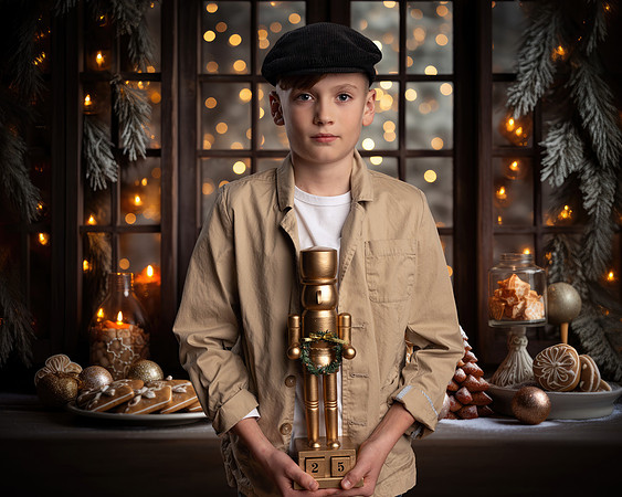 Christmas-background-pictures-nutcracker