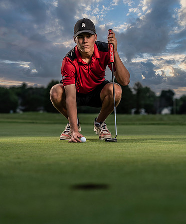 senior-boy-golf-pictures