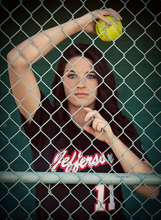 senior-pictures-girls-softball