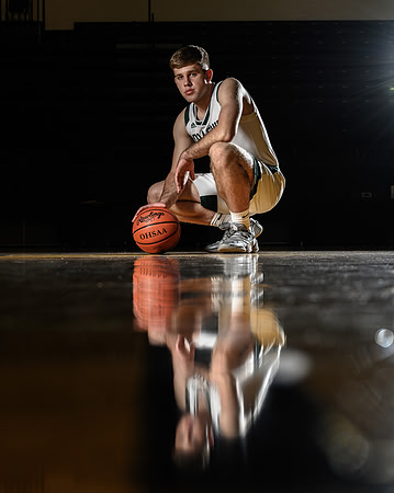 high-school-senior-basketball-photography