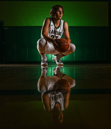 high-school-senior-basketball-pictures