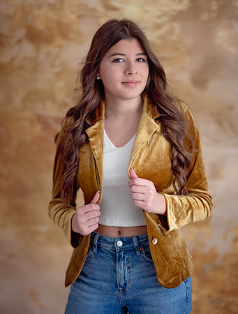 senior-girl-studio