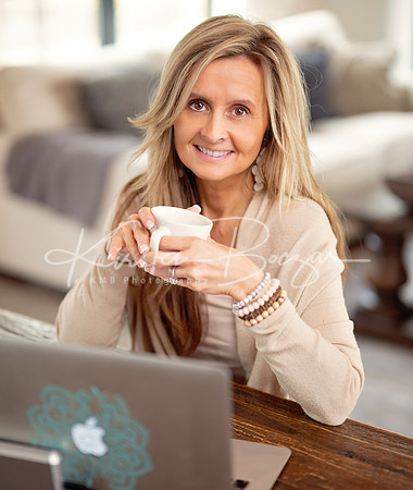 lifestyle portraits-business-professional-headhshots