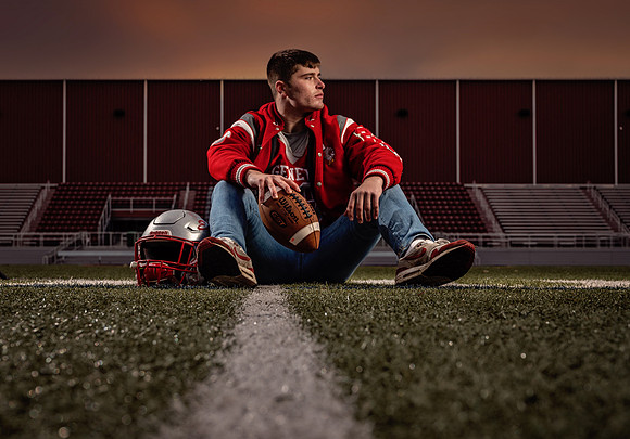 football-senior-photography-boy-ashtabula-photographer