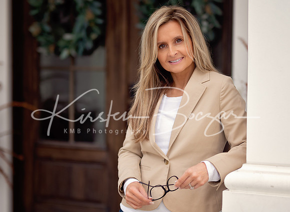 lifestyle portraits-business-professional-headhshots