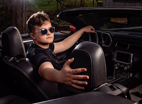 senior-pictures-car-photography-ashtabula-photographer