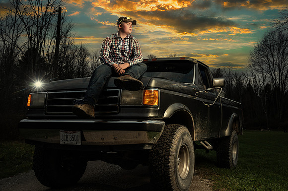 senior-pictures-truck